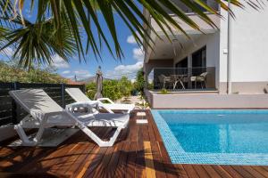 Πισίνα στο ή κοντά στο Adriatic Garden Apartments