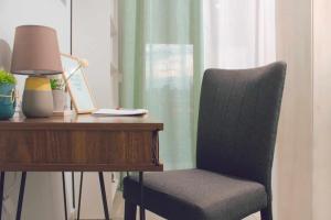 A seating area at Agis home