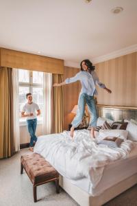 Posteľ alebo postele v izbe v ubytovaní Esplanade Zagreb Hotel