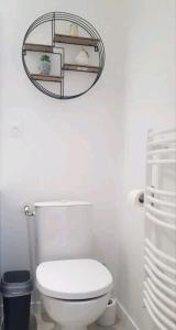 Ένα μπάνιο στο Studio HAPPY'Home tout confort proche Rouen