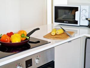 Kuchyň nebo kuchyňský kout v ubytování Kitieos Central Apartment With Sea View + 15 fotografií