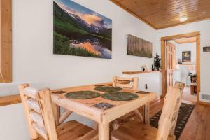 Gambar di galeri bagi Bugle Pointe B06 by Estes Park Condos di Estes Park +9 gambar