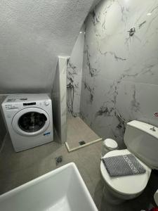 Ένα μπάνιο στο Ready Apartment