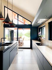 Φωτογραφία από το άλμπουμ του La Maison Bas Lachamp - Luxuary Mountain Villa σε Bellefosse