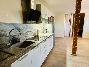 Cucina o angolo cottura di Elements Lednice