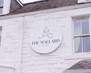 Majutusasutuses The Mallard Hotel olev sertifikaat, autasu, silt või muu dokument