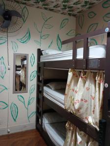 Hostel Trilhas e Rotas - a 150m da Avenida Paulista客房内的一张或多张床位