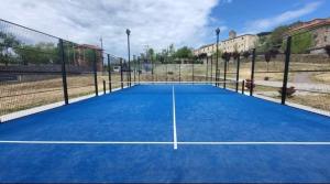 Tenis a/nebo squash v ubytování Baita Tre Querce nebo okolí