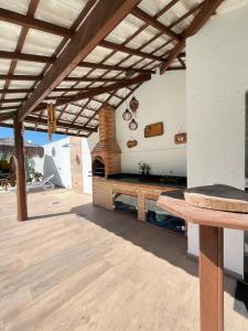 Φωτογραφία από το άλμπουμ του Casa por do Sol amarelo σε Araruama +14 φωτογραφίες