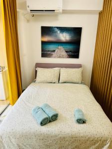 Postel nebo postele na pokoji v ubytování Sea Glass Escape