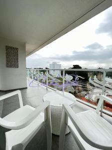 YOO Punta Del Este, innovador tesisinde bir balkon veya teras