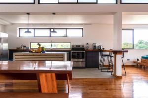 Η κουζίνα ή μικρή κουζίνα στο El Nido Cúbico +14 φωτογραφίες