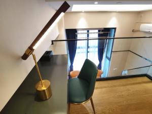 尊享国际公寓(深圳福田会展中心店)的休息区