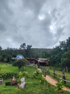Naturlandschaft in der Nähe der Zelt-Lodge