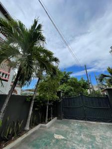 Bild i bildgalleri på REDY BUGS l Rustic paradise steps from Rick's Cafe i Negril