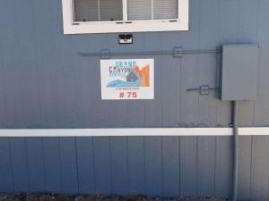 Imagine din galeria proprietății 012A Affordable Getaway near South Rim Sleeps 2 în Valle