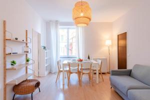 Χώρος καθιστικού στο Cozy Maria Apartment in Portofino - Happy Rentals