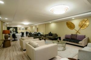 Amaroossa Suite Bali的休息区