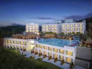 Bazén v ubytování Yeosu Calacatta Hotel & Resort nebo v jeho okolí