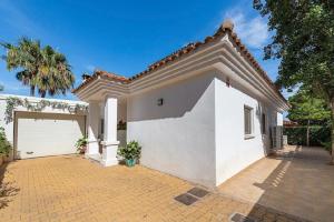 Budova, kde se vila nachází