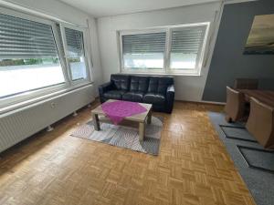 Ein Sitzbereich in der Unterkunft Apartment Köln Porz