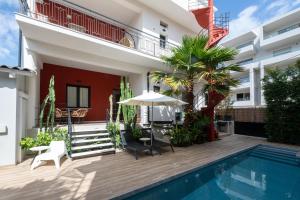 Bazén v ubytování The Mansion - Kalamata Mediterranean Villas nebo v jeho okolí