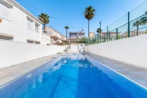 The swimming pool at or close to Casa Las Calas