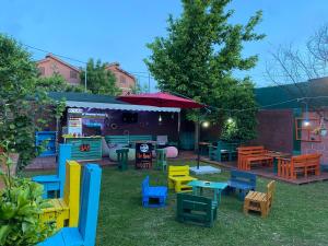 Vrt pred nastanitvijo The Hood - Shkodra Backpackers Hostel