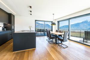 Nespecifikovaný výhled na hory nebo výhled na hory při pohledu z apartmánu