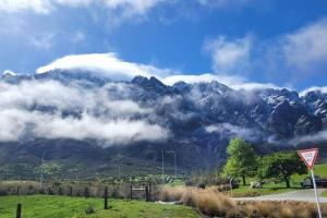 Uma vista da montanha tirada da hospedagem domiciliar 