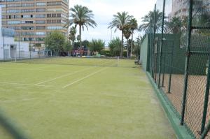Tennis at/o squash facilities sa Apolo XIV o sa malapit