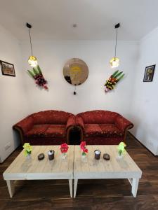 Area soggiorno di Serenity Inn home stay