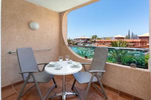 A balcony or terrace at MUR Apartamentos Buenos Aires Gran Canaria