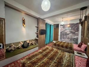 Postel nebo postele na pokoji v ubytování Jessica Homestay, Darjeeling