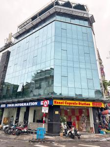 Hoone, kus kapselhotell asub