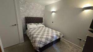 Krevet ili kreveti u jedinici u objektu Luxurious 2 bedroom apartment in Canary Wharf