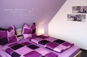 Postel nebo postele na pokoji v ubytování Wohnung in Rehburg mit Terrasse