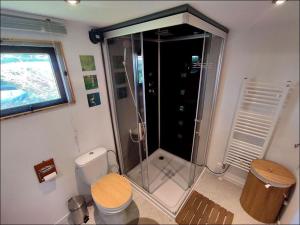 Fotografie z fotogalerie ubytování Mobilheim für 3 Personen 1 Kind ca 38 qm in Wervershoof, Nordholland Ijsselmeer v destinaci Wervershoof + 13 fotografií