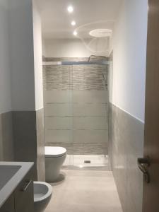 Ένα μπάνιο στο Appartamento lungomare Marina di Rg