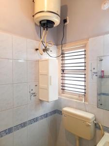 Ένα μπάνιο στο Two Bedroom Independent Als Home +64 φωτογραφίες