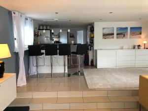 Kuchyň nebo kuchyňský kout v ubytování Ferienhaus direkt am See