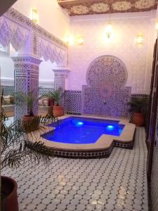 Bazén v ubytování Riad Diamant Bleu nebo v jeho okolí