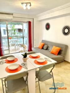Posezení v ubytování APARTBEACH DMS I 217 Vistas Playa y Climatizado