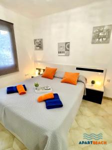 Postel nebo postele na pokoji v ubytování APARTBEACH DMS I 217 Vistas Playa y Climatizado