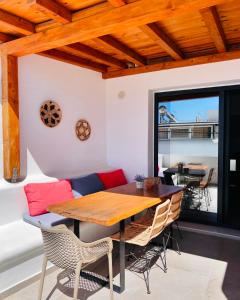 Gallery image of LevandaMykonos in Mýkonos City +33 photos