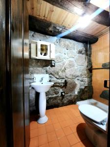 Phòng tắm tại Casa do Tarrão