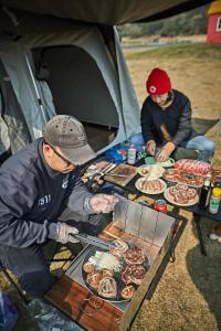 入住舟山市朱家尖绿城度假村品霞苑的客人
