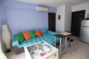 Un lugar para sentarse en Laconic bay view suite