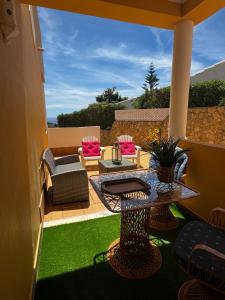 Gallery image of Lucie Lime GuestHouse in Luz