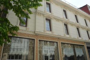 a building with windows on the side of it at Safir Hotel in Istanbul